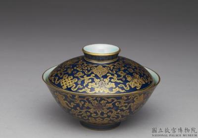 图片[2]-Lidded bowl with gold tracing on cobalt blue glaze, Qing dynasty, Qianlong reign (1736-1795)-China Archive